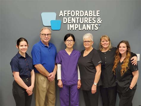 Affordable Dentures & Implants, 4417A Dewey Ave, Rochester,。